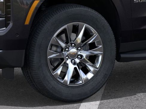 New 2026 Chevrolet Suburban Premier AWD/4WD image 9