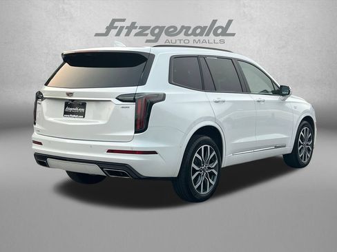 Certified 2024 Cadillac XT6 Sport w/ Technology Package AWD/4WD image 8