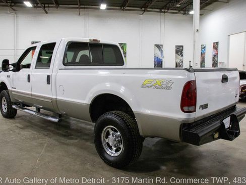 Used 2000 Ford F350 XL image 4