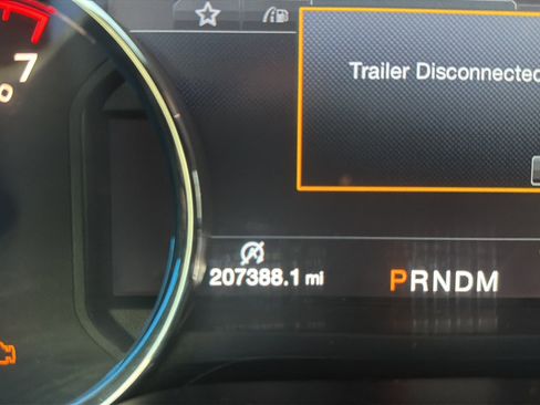 Used 2018 Ford F150 Lariat image 4