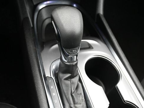 Used 2023 Chevrolet Malibu LT FWD image 27
