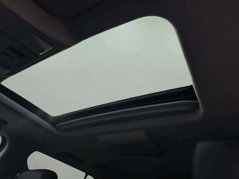 Used 2019 Cadillac Escalade ESV Premium Luxury image 52