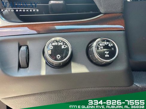 Used 2018 Cadillac Escalade Luxury image 17