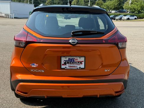 Used 2023 Nissan Kicks SV FWD image 8