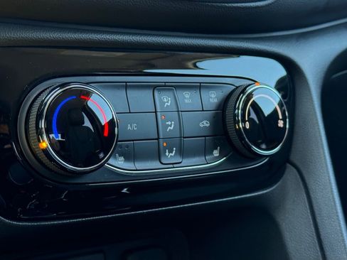 Used 2023 Buick Encore GX Preferred w/ Cold Weather Comfort Package image 20