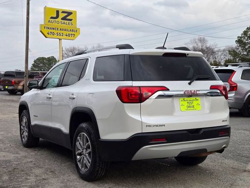 Used 2018 GMC Acadia SLE image 4
