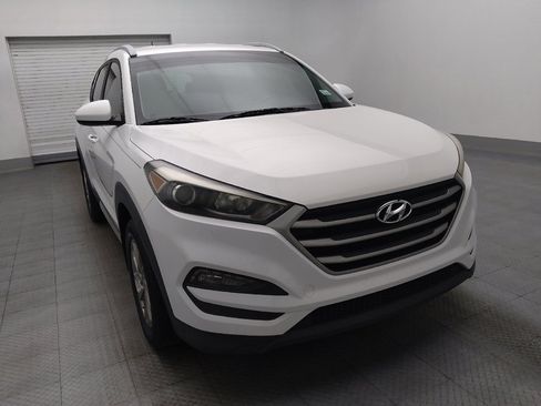 Used 2017 Hyundai Tucson SE image 14