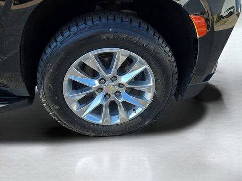 Used 2021 Chevrolet Tahoe Premier AWD/4WD image 34