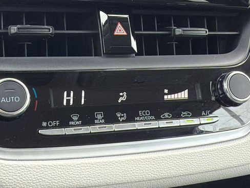 Certified 2023 Toyota Corolla LE image 19