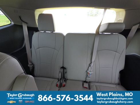 Used 2021 Buick Enclave Premium w/ Sun and Sites Package FWD image 14