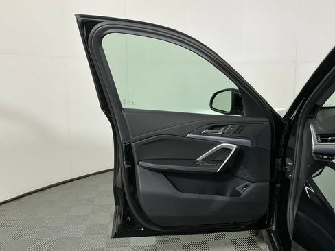 Used 2025 BMW X1 xDrive28i w/ Technology Package AWD/4WD image 18