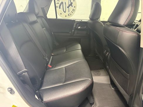 Used 2024 Toyota 4Runner TRD Off-Road Premium w/ Moonroof Package AWD/4WD image 19