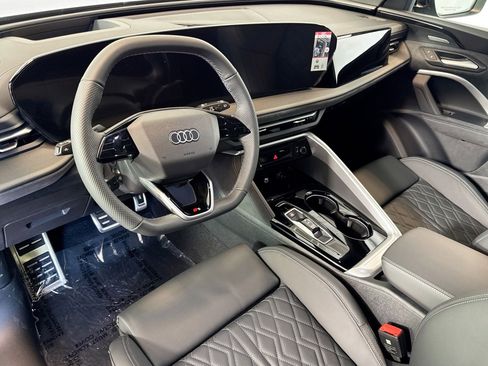 New 2025 Audi SQ5 Premium Plus image 6