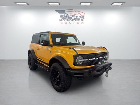 Used 2021 Ford Bronco Wildtrak AWD/4WD image 3