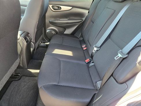 Certified 2021 Nissan Rogue Sport S image 13