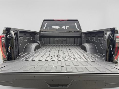 New 2026 GMC Sierra 2500 AT4X w/ LPO, Black Badging Package AWD/4WD image 43