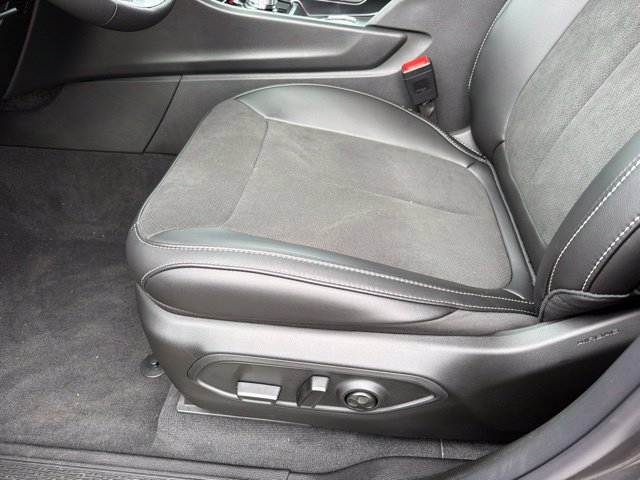 New 2026 Jeep Grand Cherokee Altitude AWD/4WD image 13