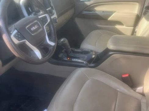 Used 2016 GMC Canyon SLT w/ Driver Alert Package AWD/4WD image 9