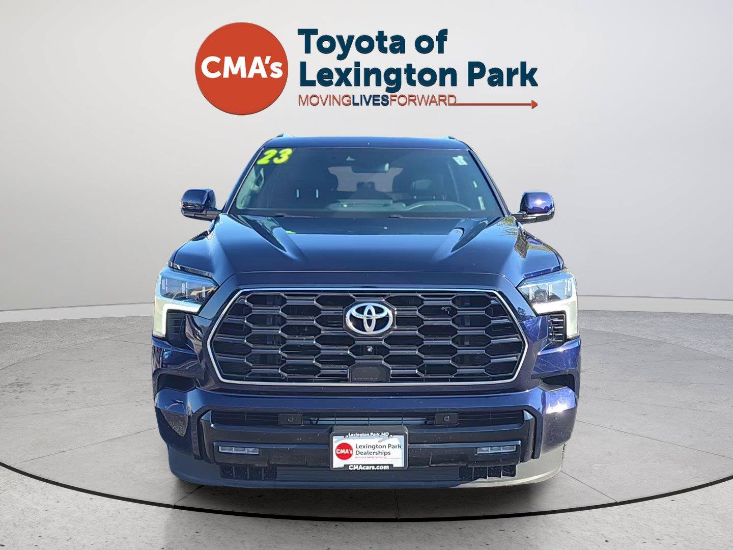 Used 2023 Toyota Sequoia Platinum AWD/4WD image 8