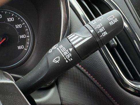 Used 2024 Chevrolet Equinox RS FWD image 24