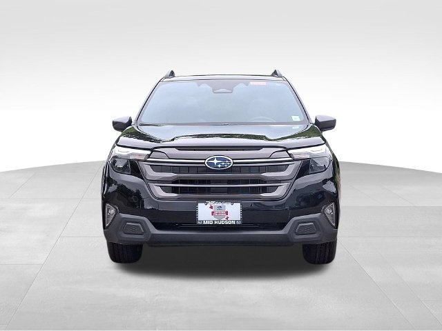 Used 2026 Subaru Forester Premium AWD/4WD image 2
