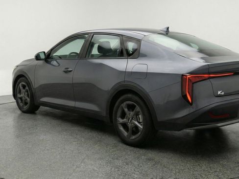 Used 2025 Kia K4 LXS image 5