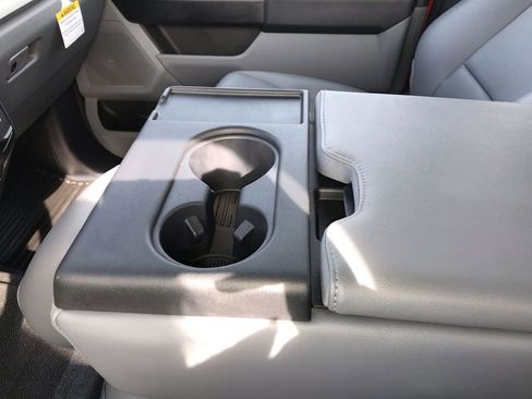 New 2025 Ford F250 XL w/ XL Chrome Package image 19