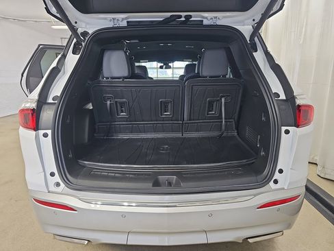 Used 2023 Buick Enclave Essence w/ Trailering Package, 5000 lbs. AWD/4WD image 17
