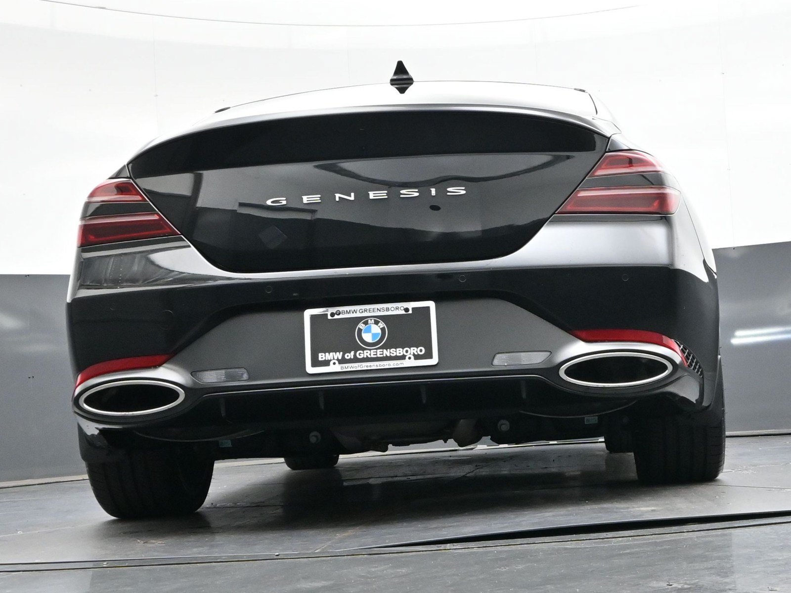 Used 2022 Genesis G70 3.3T w/ Sport Prestige Package AWD/4WD image 32