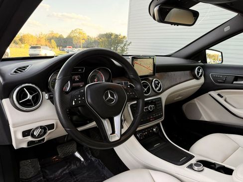 Used 2015 Mercedes-Benz GLA 250 4MATIC image 20