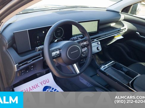 Used 2025 Hyundai Tucson SEL image 12