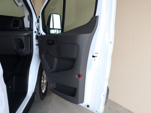 Certified 2024 Ford Transit 350 XLT RWD image 36
