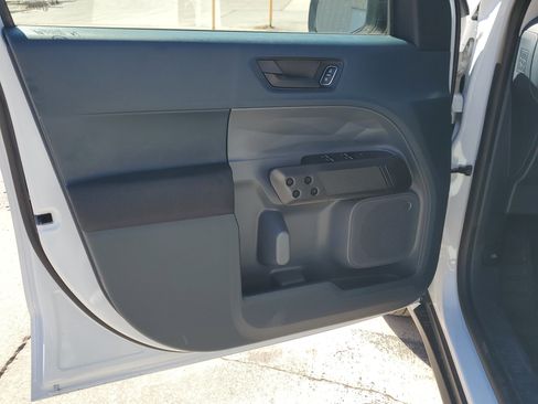 New 2026 Ford Maverick XL image 16