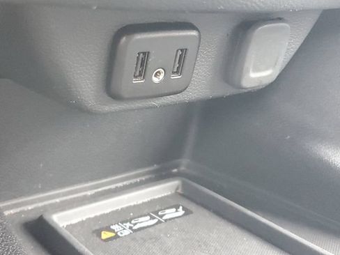 Certified 2024 Chevrolet Traverse LT w/ LPO, Floor Liner Package AWD/4WD image 31