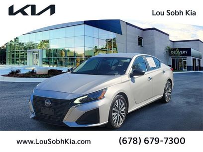 Used 2024 Nissan Altima 2.5 SV