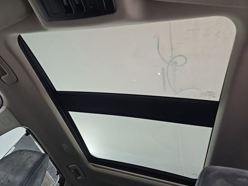 Used 2021 Nissan Rogue Platinum image 30