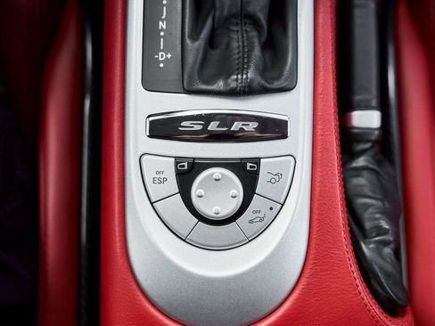 Used 2006 Mercedes-Benz SLR image 61