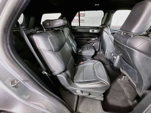 Used 2020 Ford Explorer ST w/ Premium Technology Package AWD/4WD image 34