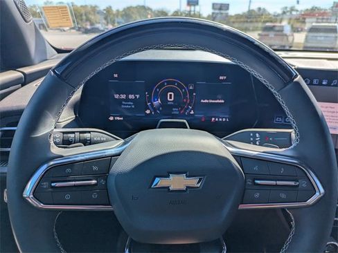 New 2026 Chevrolet Traverse LT w/ Enhanced Driving Package image 32