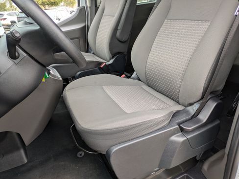 Used 2023 Ford Transit 350 XLT image 17