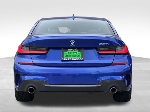 Used 2022 BMW 330i Sedan w/ M Sport Package RWD image 4