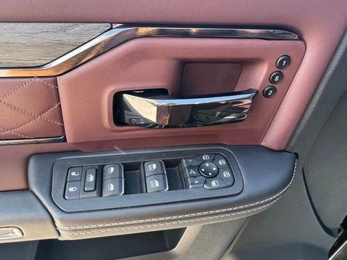 New 2025 RAM 3500 Limited image 11