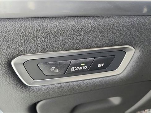 Used 2026 BMW X7 xDrive40i image 64