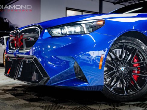 Used 2025 BMW M5 w/ Carbon Package image 9