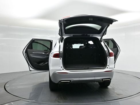 Used 2022 Buick Enclave Essence image 35