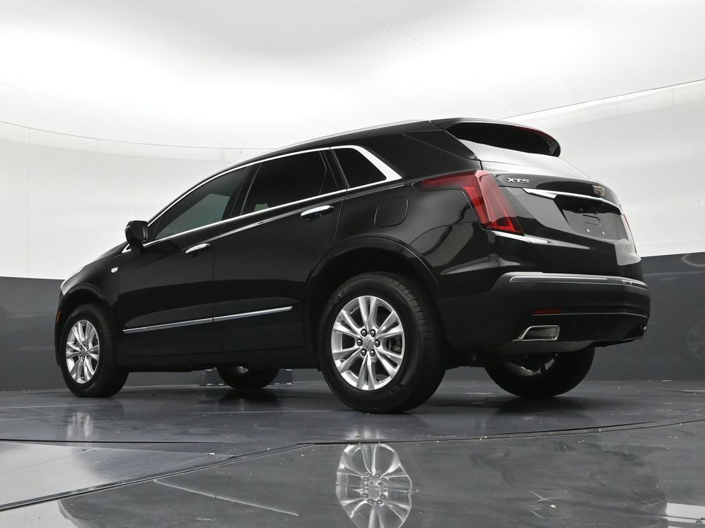 Certified 2025 Cadillac XT5 Luxury FWD image 22
