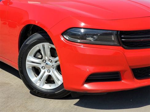 Used 2022 Dodge Charger SXT w/ Leather Interior Group image 9