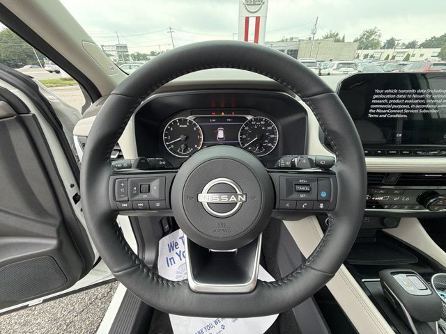 Certified 2023 Nissan Rogue SL w/ SL Premium Package AWD/4WD image 18