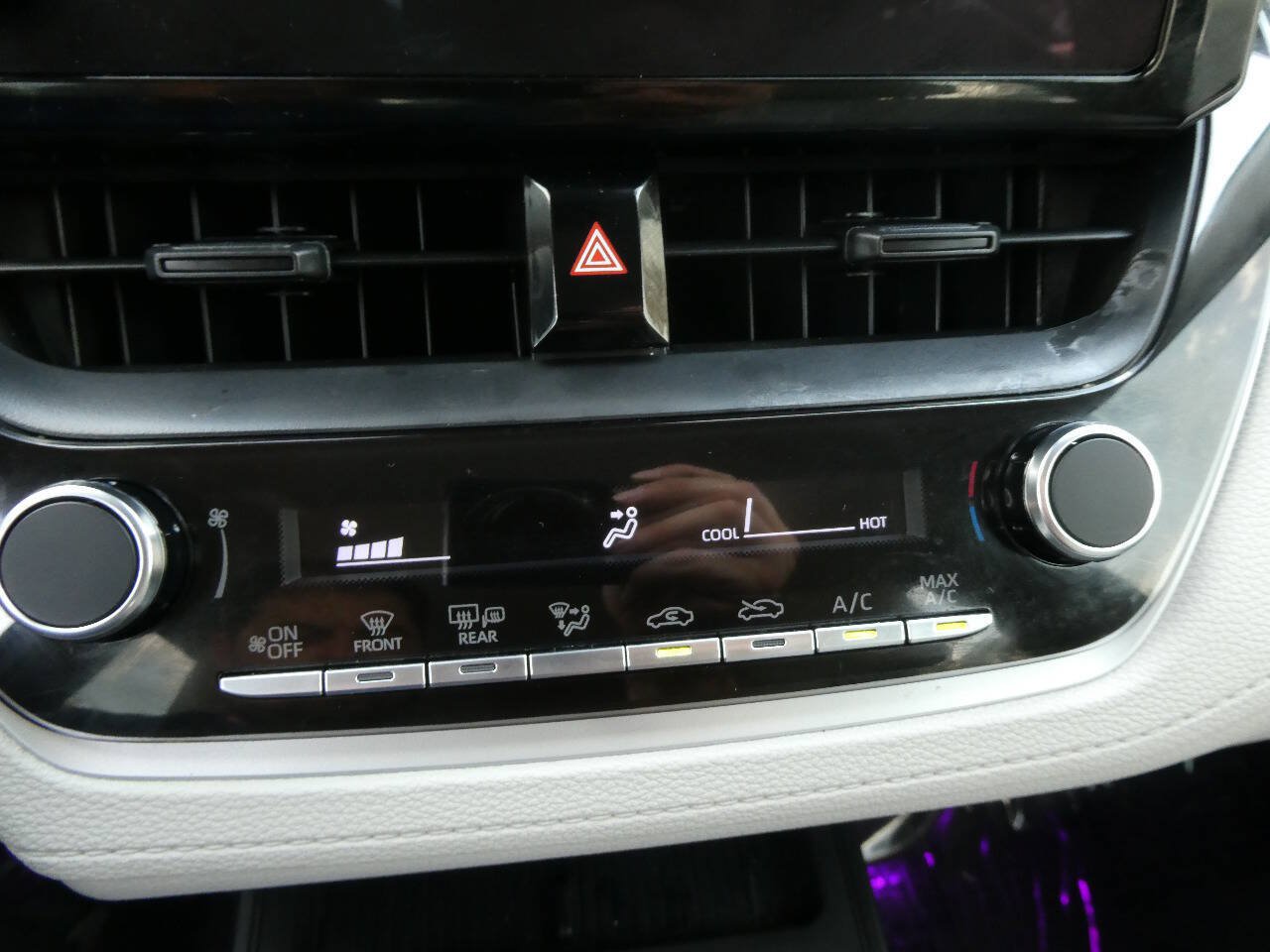 Used 2026 Toyota Corolla Cross L AWD/4WD image 18