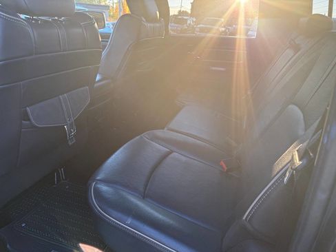 Used 2017 RAM 1500 Limited image 11